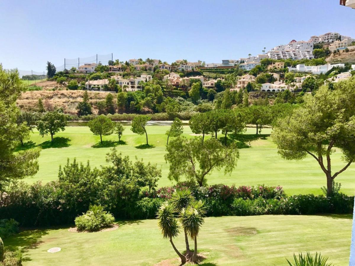 Penthouse Los Arqueros Golf Бенахавис Экстерьер фото